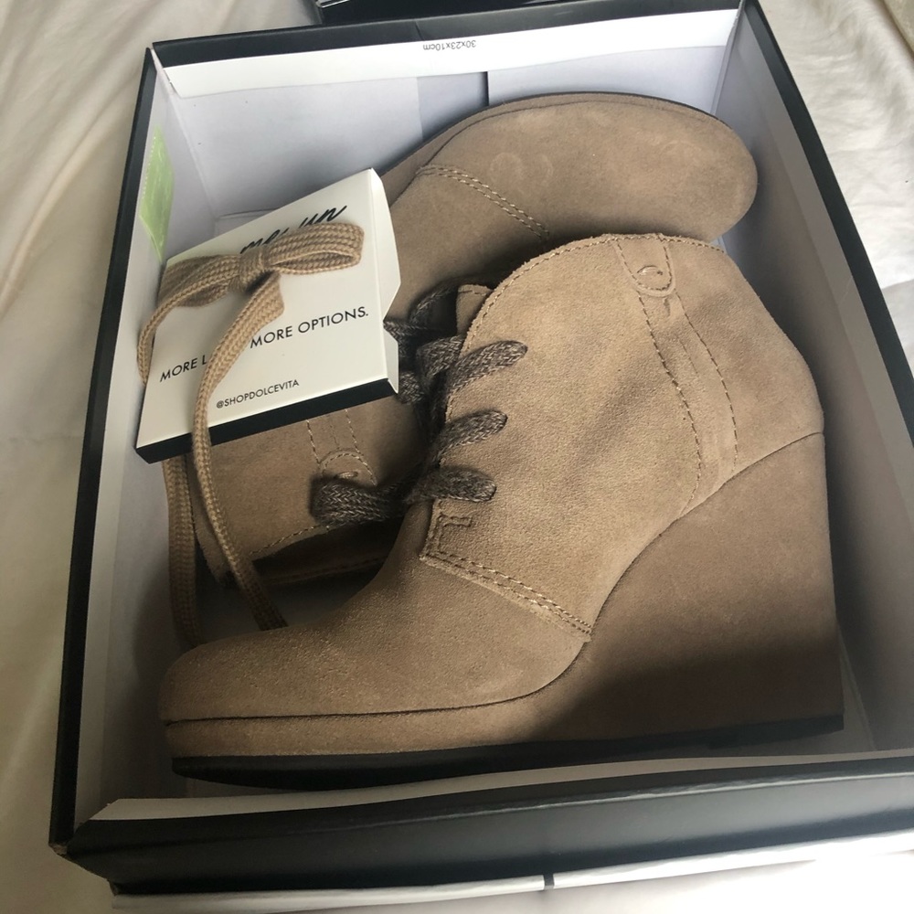 Dolce Vita booties- worn 1-2x